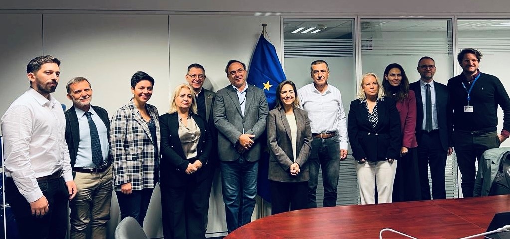 Ο Κουρέτας με στελέχη της Ευρωπαϊκής Επιτροπής